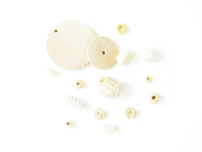 10 perles en bois - Rond plat 23 mm - Image 2