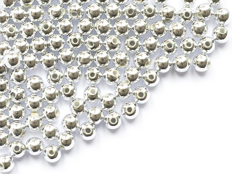 100 perles en plastique rondes - 6 mm - argenté