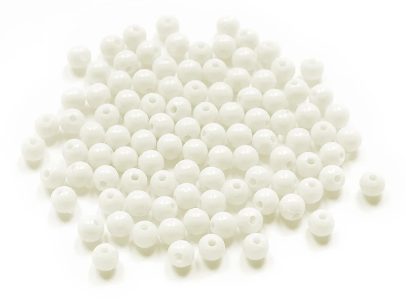 100 perles en plastique rondes 6 mm - blanc