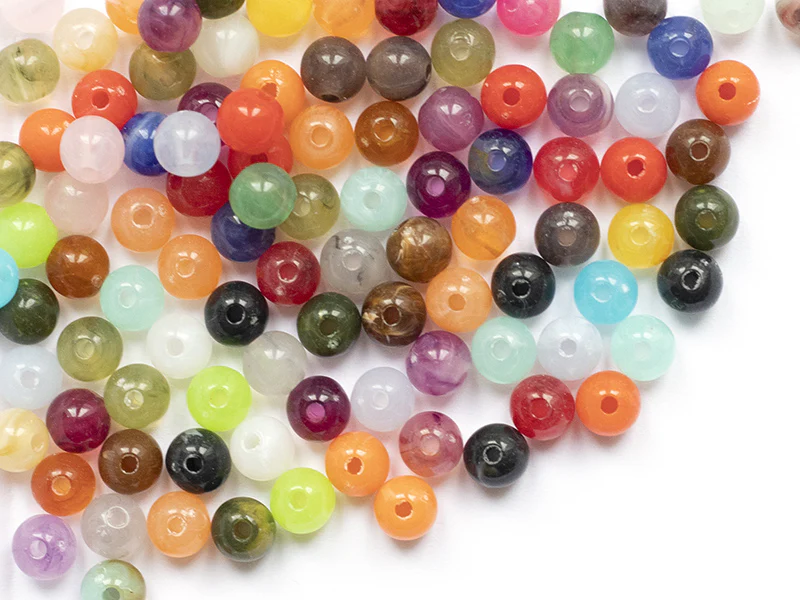 100 perles en plastique rondes 6 mm - imitation perles naturelles - Image 5