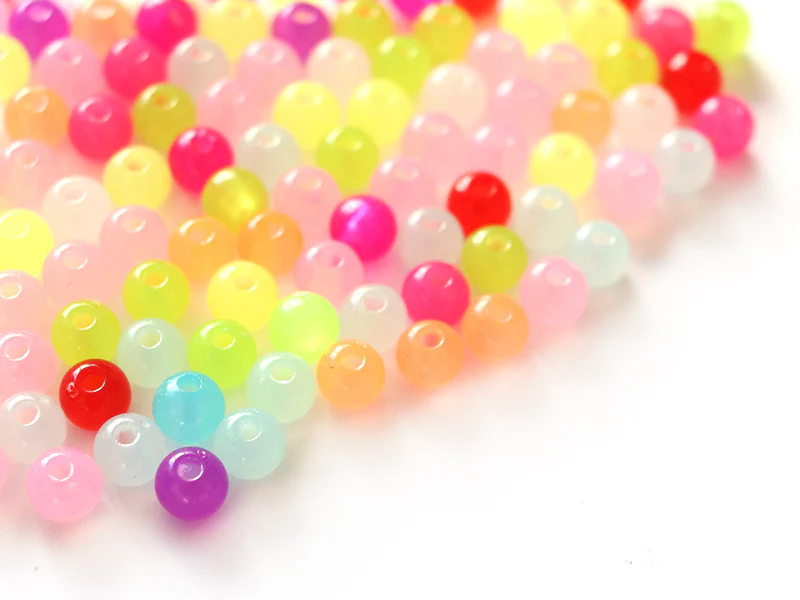 100 perles en plastique rondes 6 mm - multicolores