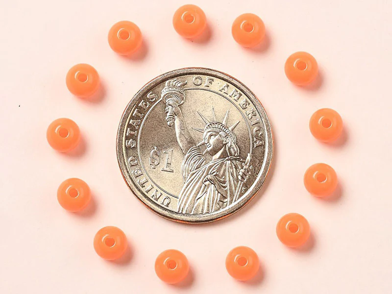 100 perles en plastique rondes 6 mm - orange fluo - Image 2