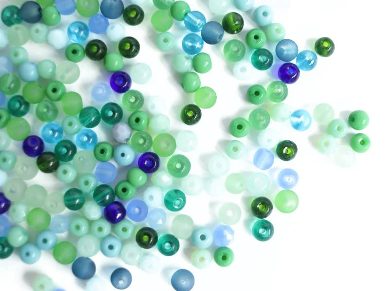 20 g de perles rondes en verre 4 mm - tons verts