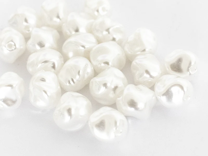 20 perles en plastique imitation perles de culture - forme irrégulière - 10 x 8,5 mm