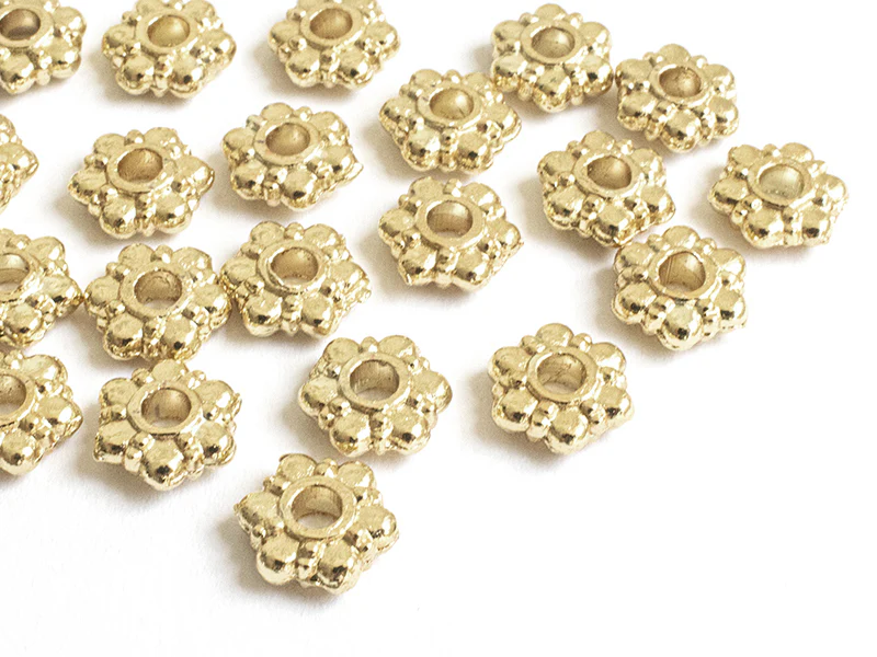 20 perles intercalaires en forme de fleurs - Doré à l'or fin 18 K - 7,5 mm
