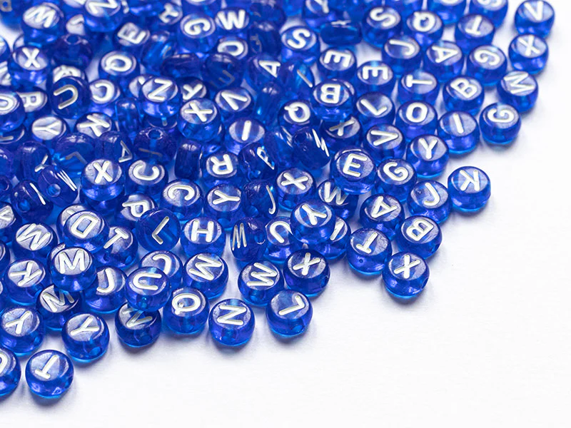 200 perles rondes en plastique - lettres alphabet - bleu roi transparent - 7 mm - Image 7