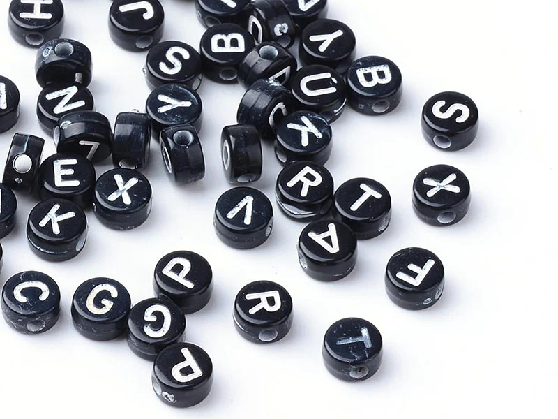 200  perles rondes en plastique - lettres alphabet - noir et blanc - 7 mm - Image 3