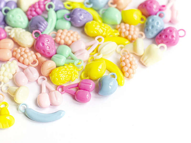 50 perles en plastique - fruits variés - pastel - Image 11