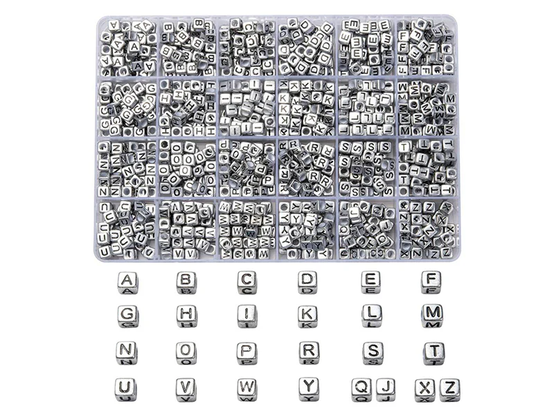 Boite de 934 perles lettres alphabet carrées - argentées