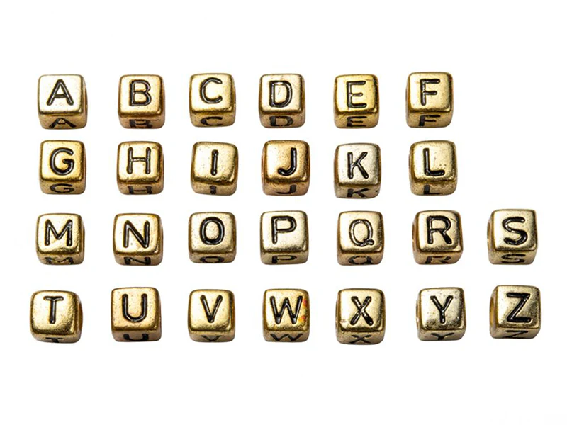 Boite de 934 perles lettres alphabet carrées - dorées - Image 2