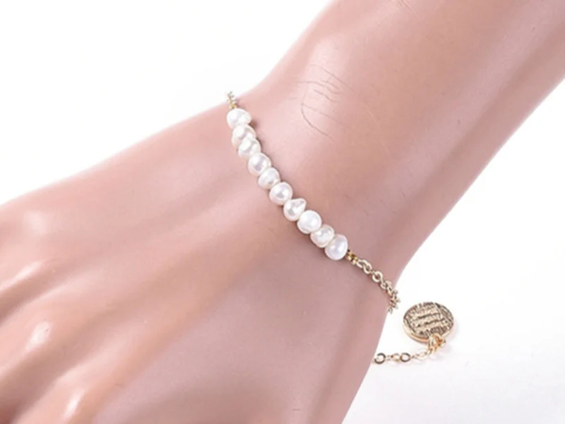 Bracelet avec véritables perles de culture et chaine doré à l'or fin 18K - Image 3