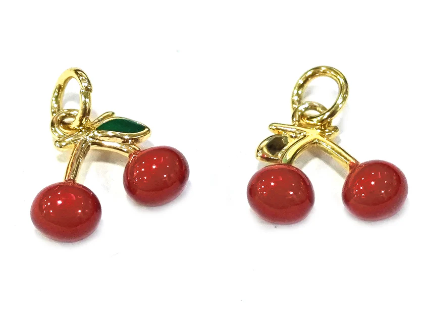 Breloque cerises émaillées en laiton plaqué or 18 K – Duo fruité pour créations DIY - Image 3