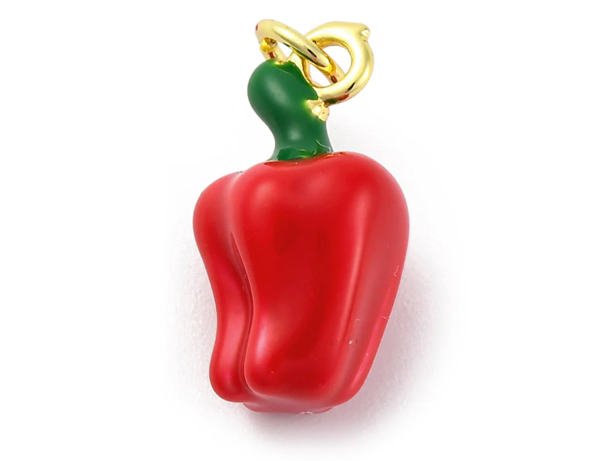 Breloque poivron émaillé en laiton doré à l’or fin (vert, rouge ou jaune aléatoire)
