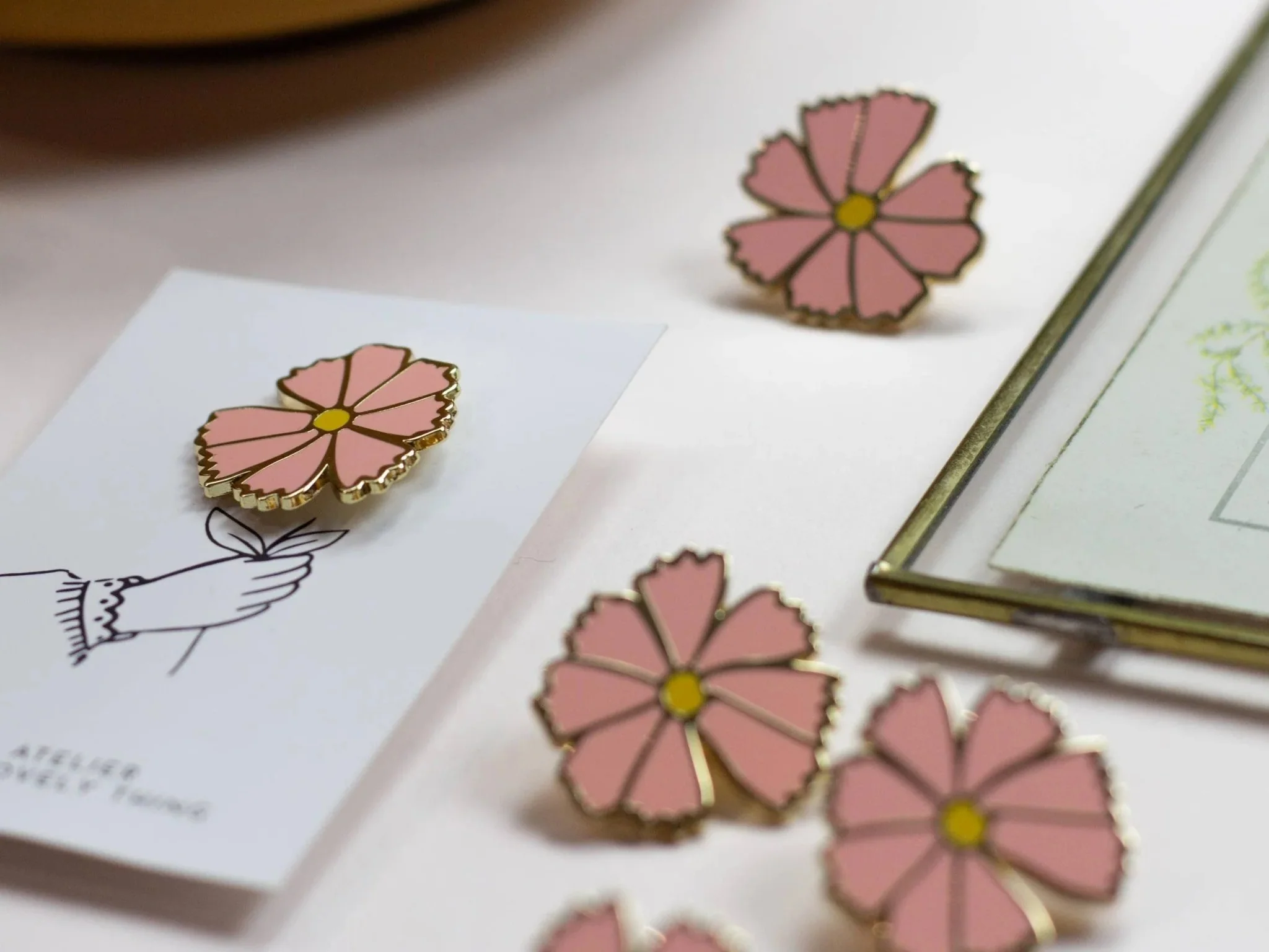 Pin's Fleur de cosmos - My Lovely Thing - Image 2