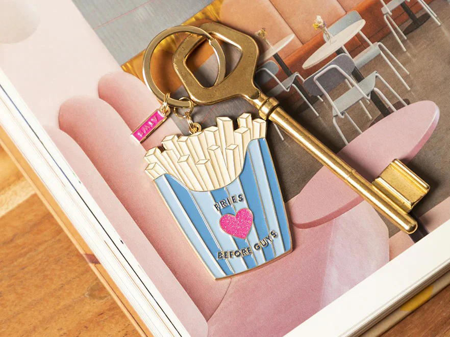 Porte-clés en émail - Fries Before Guys - ATWS - Image 3