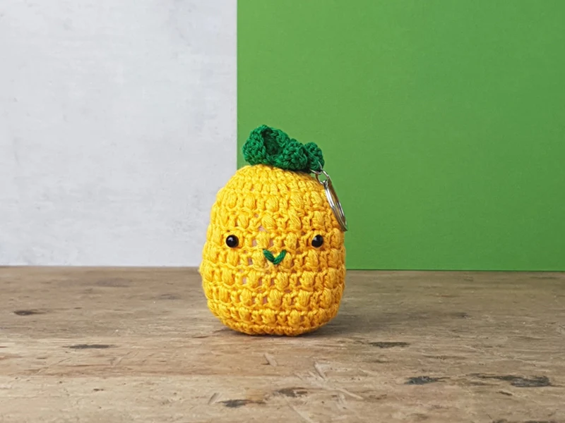 Kit crochet - Pendentif sac / porte clé - Ananas - Image 4