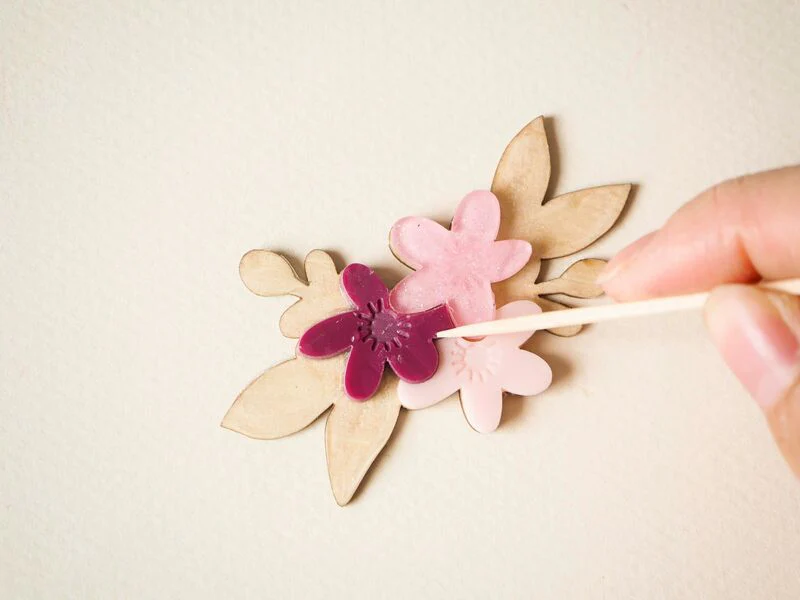 Kit DIY Bijouterie - Mes broches fleuries en acrylique - Image 3