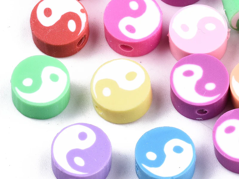 Lot de 20 perles en pâte polymère - Yin yang - Couleur aléatoire - Image 2