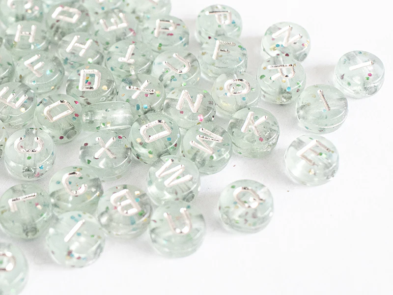 Lot de 200 perles rondes à paillettes - Lettres alphabet argentés