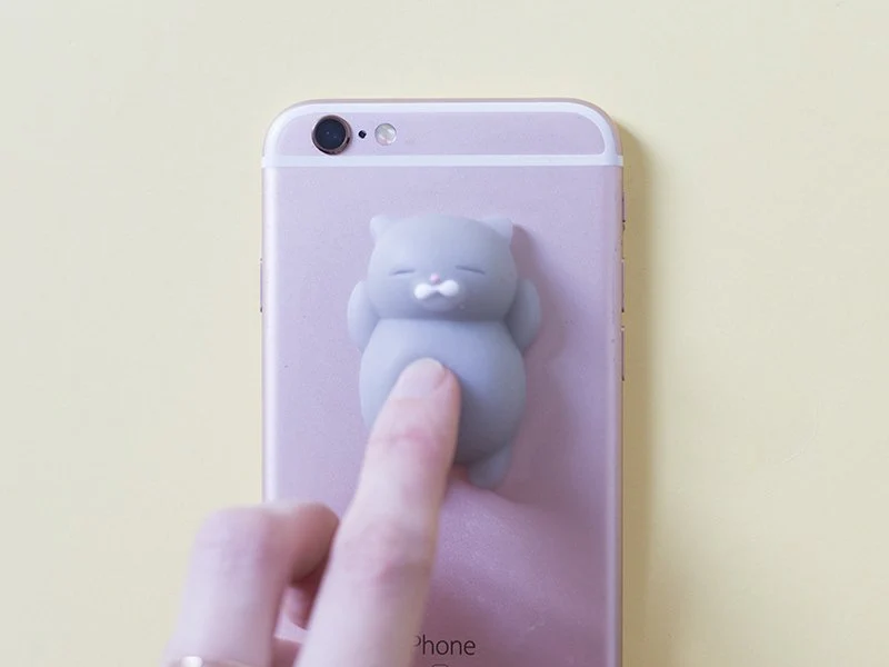 Mini squishy chat gris qui dort - anti-stress - Image 7