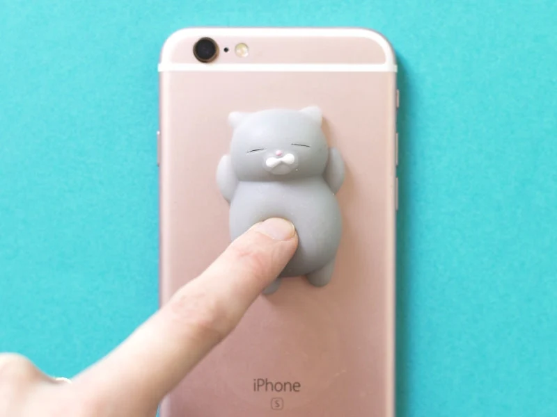 Mini squishy chat gris qui dort - anti-stress - Image 8