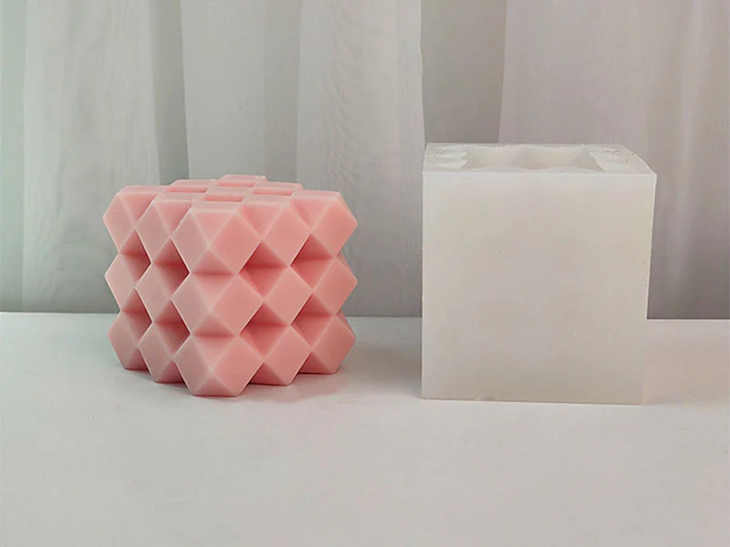 Moule en silicone - Bougie cube à facettes - 7,2 cm - Image 4