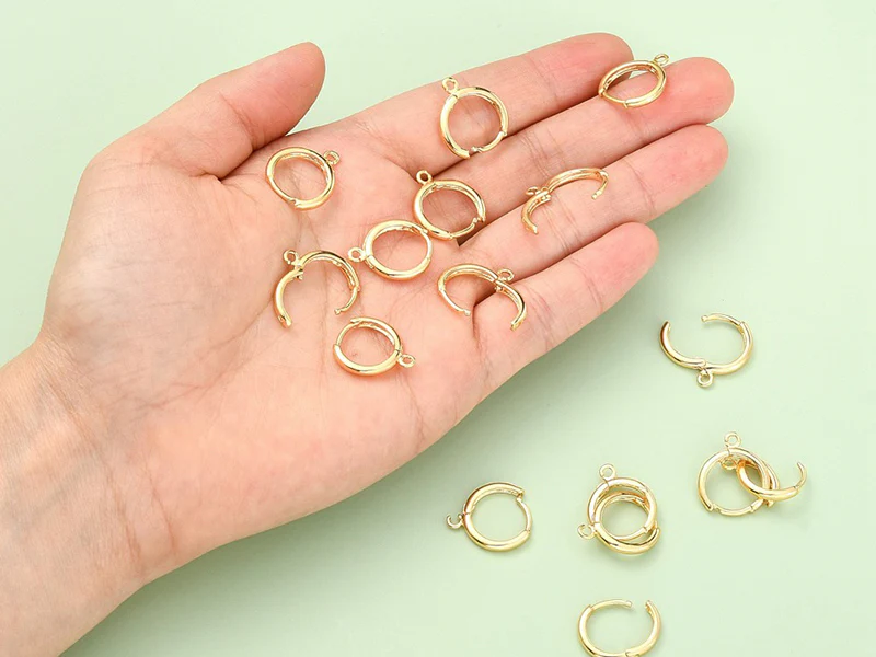 Paire de boucles d'oreilles dormeuses - Doré à l'or fin 18K - 17 mm - Image 5