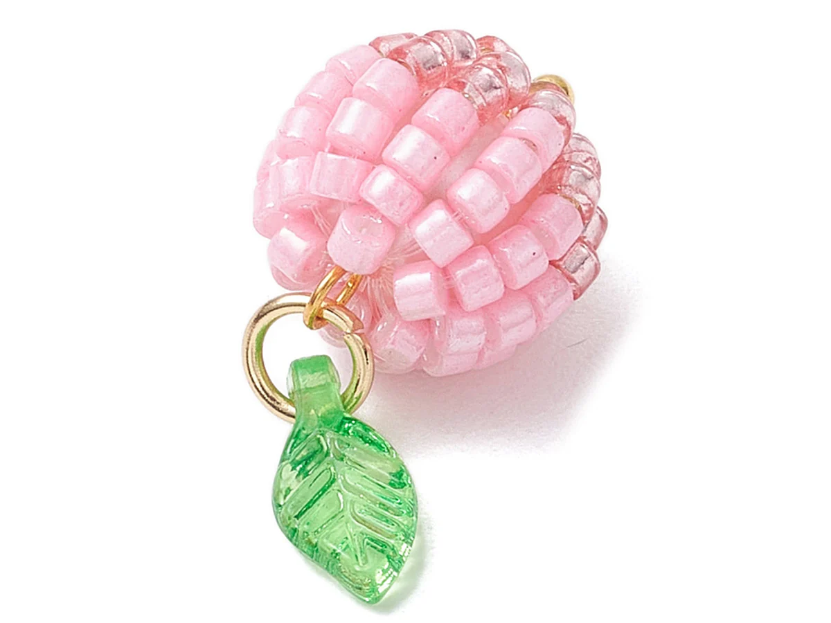 Pendentif pomme rose en perles de rocaille nacrées - Image 4