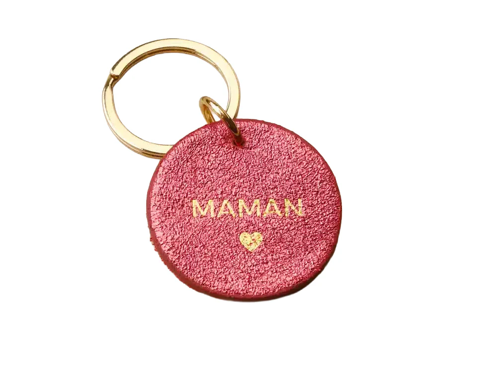 Porte clé MAMAN en cuir rond rose métallisé - Les Cléias