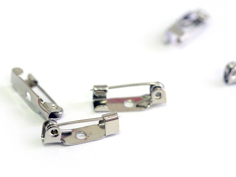 Support de broche argenté foncé - 1,6 cm - Image 3